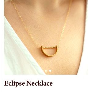 Joanna Gaines Magnolia Eclipse necklace